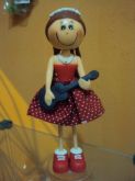 Boneca magrela de biscuit